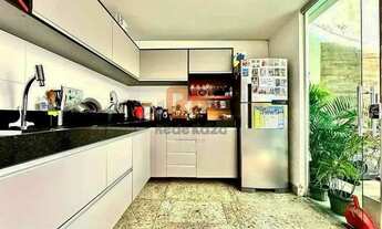 Imagem 2: Área Privativa disponível para venda. Área Total 148m² | 2 quartos | suíte com closet