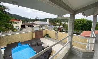 Imagem 3: Casa de 4 dormitórios na Praia de Fora