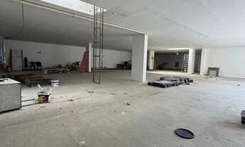 Imagem 2: Espaço comercial com 480m2, na esquina da Magalhães Berata!