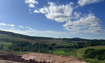 Imagem 3: Oportunidade em Cotia Terreno de 500m² em Área Verde