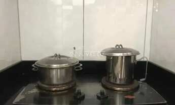 Imagem 2: Kitnet/Conjugado : / Residencial / Glória