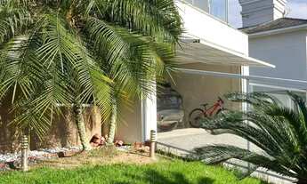 Imagem 2: Casa com 4 dormitórios, sendo 3 suítes, garagens para 2 carros