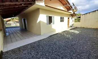 Imagem: Locação de Casa com 03 Quartos em Itajuba