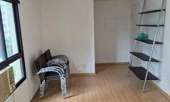 Imagem 3: Oportunidade no Itaim Bibi: Sala Comercial de 23m² em Prédio de Alto Padrão