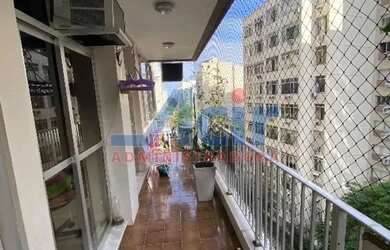 Imagem 7: Amplo Apartamento com Suíte e 2 Vagas em Copacabana 130m² Perto do Metrô!