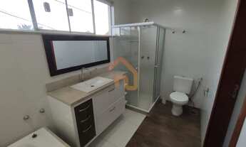 Imagem 6: Casa de condomínio para venda tem 200 metros quadrados com 4 quartos