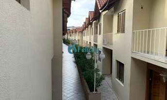 Imagem: Sobrado em condomínio com 2 dormitórios