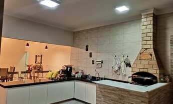 Imagem 6: Casa para venda possui 243 metros quadrados com 3 quartos em Consolação - São Paulo - SP