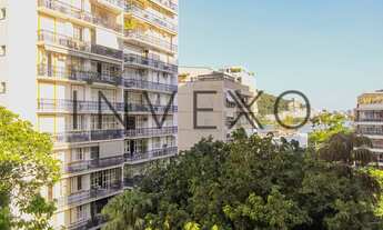 Imagem 5: Apartamento para venda possui 155 metros quadrados com 4 quartos em Lagoa - Rio de Janeiro