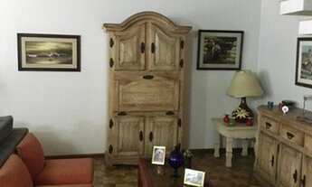 Imagem 2: Maravilhosa casa coladinha ao metrô