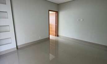 Imagem 3: Casa para venda tem 100 metros quadrados com 2 quartos em Jardim Califórnia - Cuiabá - MT