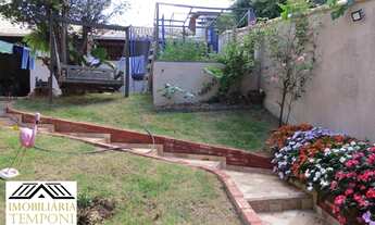 Imagem 4: Excelente casa com 3 Quartos, Quintal com Piscina e Churrasqueira