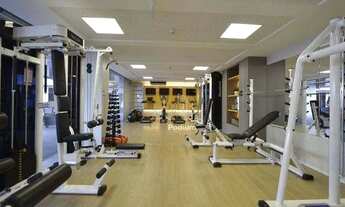 Imagem 6: Apartamento com varanda/sacada e excelente localização próximo a restaurantes e padarias e