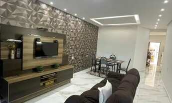 Imagem: CASA EM LAURO DE FREITAS NO CENTRO PRÓXIMO