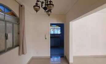 Imagem 3: Casa com 4 Quartos sendo 1 suíte , aprox.. 261m localizada no Bairro Eldorado