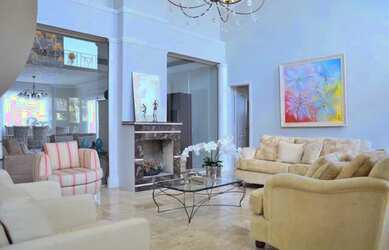 Imagem 5: CURITIBA - Casa Padrão - Taboão