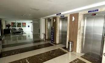 Imagem 2: Apartamento para venda tem 72 metros quadrados com 2 quartos em Meireles - Fortaleza - CE