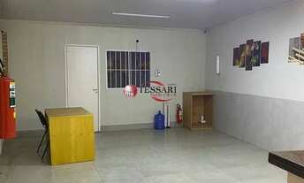 Imagem 7: Aluga Casa Comercial com 75m² de construção. Prédio possui 3 salas, 2 banheiros, sendo 1 c