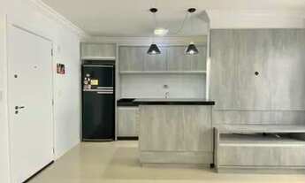 Imagem 2: Apartamento para venda possui 60 metros quadrados com 2 quartos em Centro - Camboriú - SC