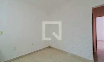 Imagem 2: Casa para Aluguel - Campestre, 1 Quarto, 64 m2