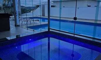 Imagem 4: Maravilhosa Mansão Condomínio Aldeias do Lago Seção Pinheiros, Esmeraldas