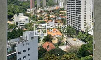 Imagem 6: Apartamento totalmente reformado, em andar muito alto, localizado no melhor ponto do Luxe