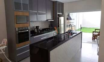 Imagem 2: Casa com 3 dormitórios à venda, 106 m² por R$ 900.000,00 - Loteamento Villa Branca - Jacar