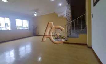 Imagem 2: Excelente casa na Vila da Penha, em condomínio, vazia, com três quartos, suíte e garagem