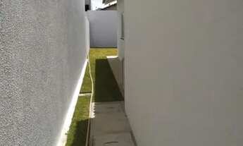 Imagem 2: CASA A VENDA NO EUSÉBIO BAIRRO TIMBU( PIRES FAÇANHA), AMPLO ESPAÇO PARA CONSTRUIR PISCINA