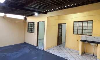 Imagem 3: Casa dois quartos na Vila Santa Helena, Fama, Vila Izaura