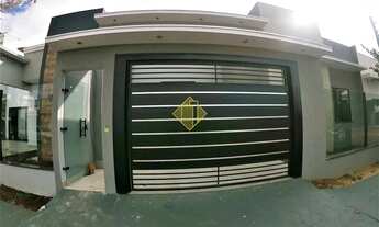 Imagem 2: Casa com piscina e cozinha planejada com 1 suite e 2 quartos