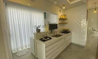 Imagem 2: Casa de condomínio para venda tem 201 metros quadrados com 3 quartos