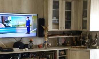 Imagem 3: Lindo apartamentode 2 dormitórios à venda (direto com o proprietário), varanda com churras