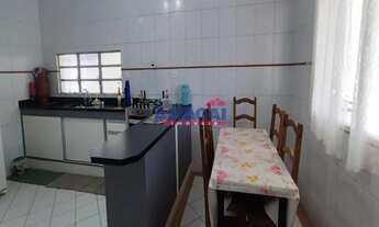 Imagem 4: Sobrado completo com 5 quartos, 2 suítes e piscina