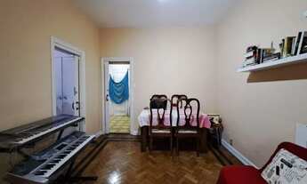 Imagem 2: Apartamento de 1 quarto a uma quadra da praia de Copacabana