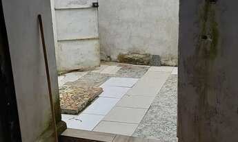 Imagem 6: Alugo casa com 2 quartos! R$650,00