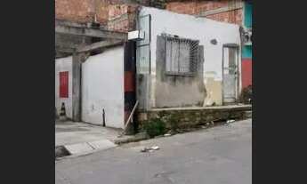 Imagem 5: Terreno com casa em construção