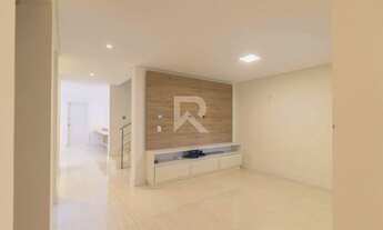 Imagem 2: Triplex com Jardim, 4 quartos e 2 vagas à venda Santo Inácio - Curitiba/PR