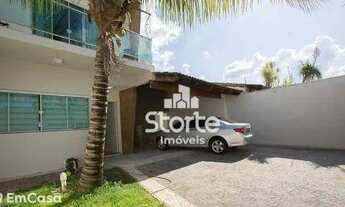 Imagem: Casa estilo sobrado com 3 suítes à venda