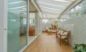 Imagem: Casa com 4 quartos em condomínio para venda