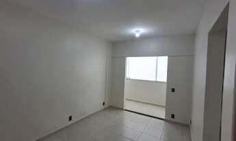 Imagem 7: Apartamento 60m² com 2 quartos, suíte, varanda, armários completos e vaga de garagem