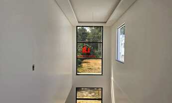 Imagem 3: Casa Duplex no Alphaville 4 com 5 Suítes sendo 2 com Closet (Próximo do clube de Lazer