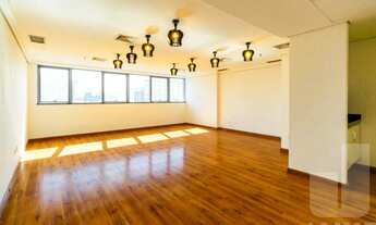 Imagem: Excelente sala comercial com copa, 2 banheiros