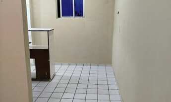 Imagem 5: ALUGO APARTAMENTO 2/4 COM GARAGEM