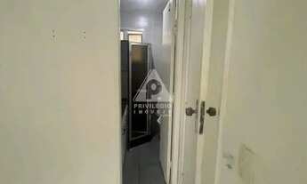 Imagem 4: Apartamento de 2 quartos com dependência completa e vaga na escritura no Grajaú