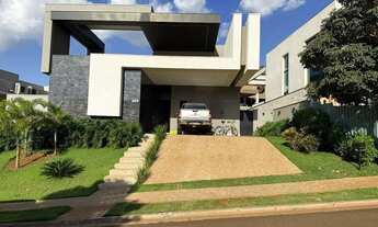 Imagem 2: Casa de condomínio para venda tem 270 metros quadrados com 4 quartos