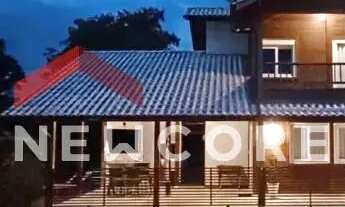 Imagem: Casa de condomínio em Estrada Cristóvão