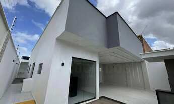 Imagem: LINDA CASA NO ARAÇAGY