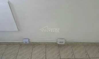 Imagem: Apartamento - / Residencial / Catete