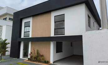 Imagem 2: Casa em São Pedro da Aldeia - 4 Quartos (2 Suítes) - Condomínio Viverde 1